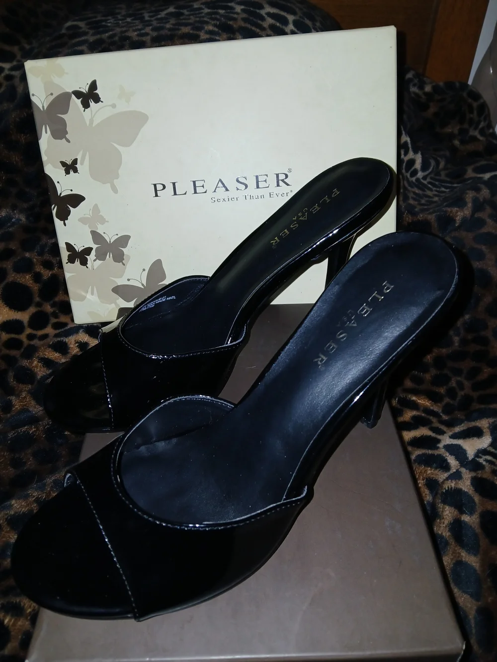 Pleaser Black Patent Slide Sandals for Women - Picture 5 of 6